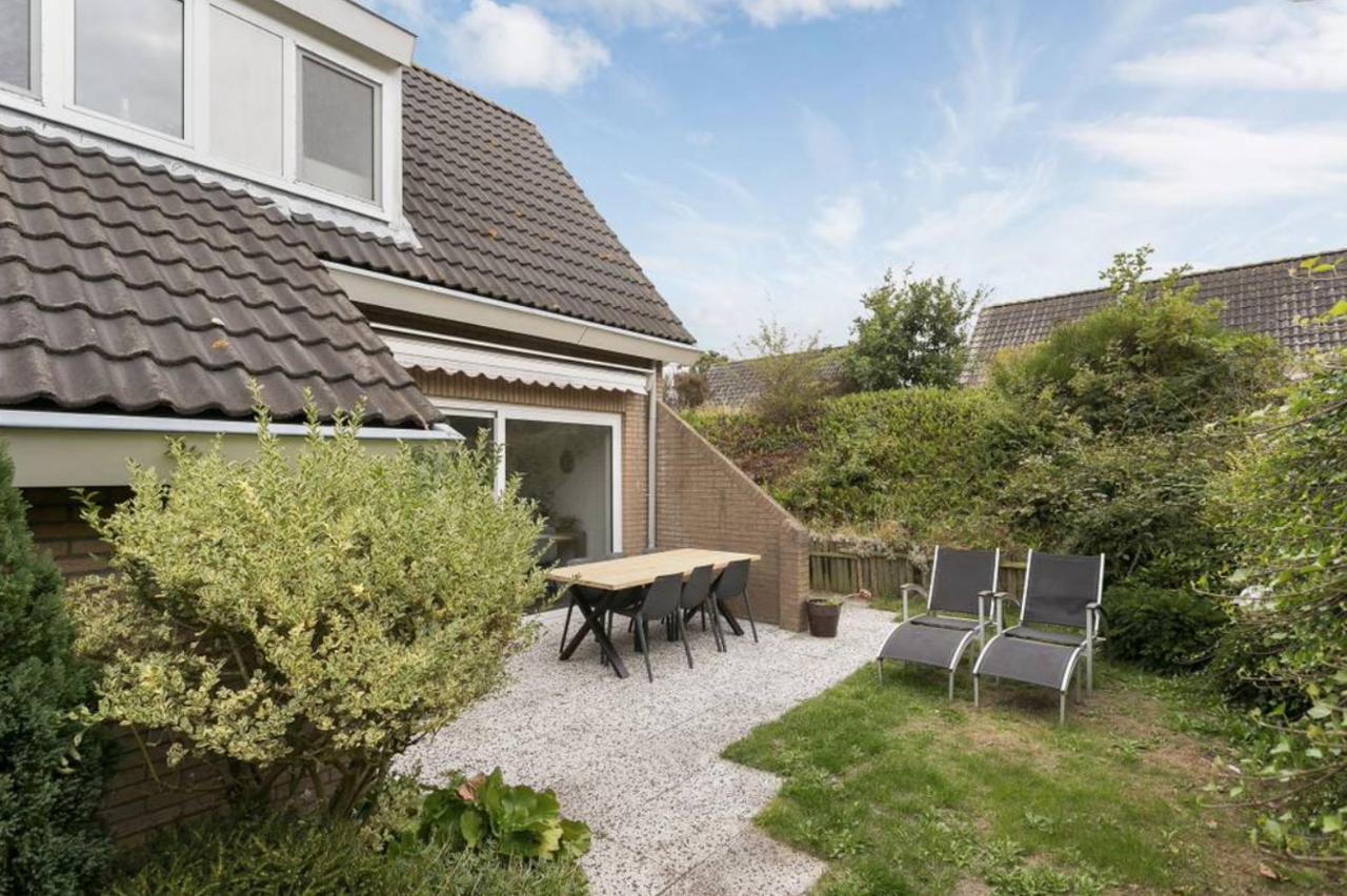Huebsches Ferienhaus In Ouddorp - Fusslaeufig Zum Strand Und Zentrum Exterior photo